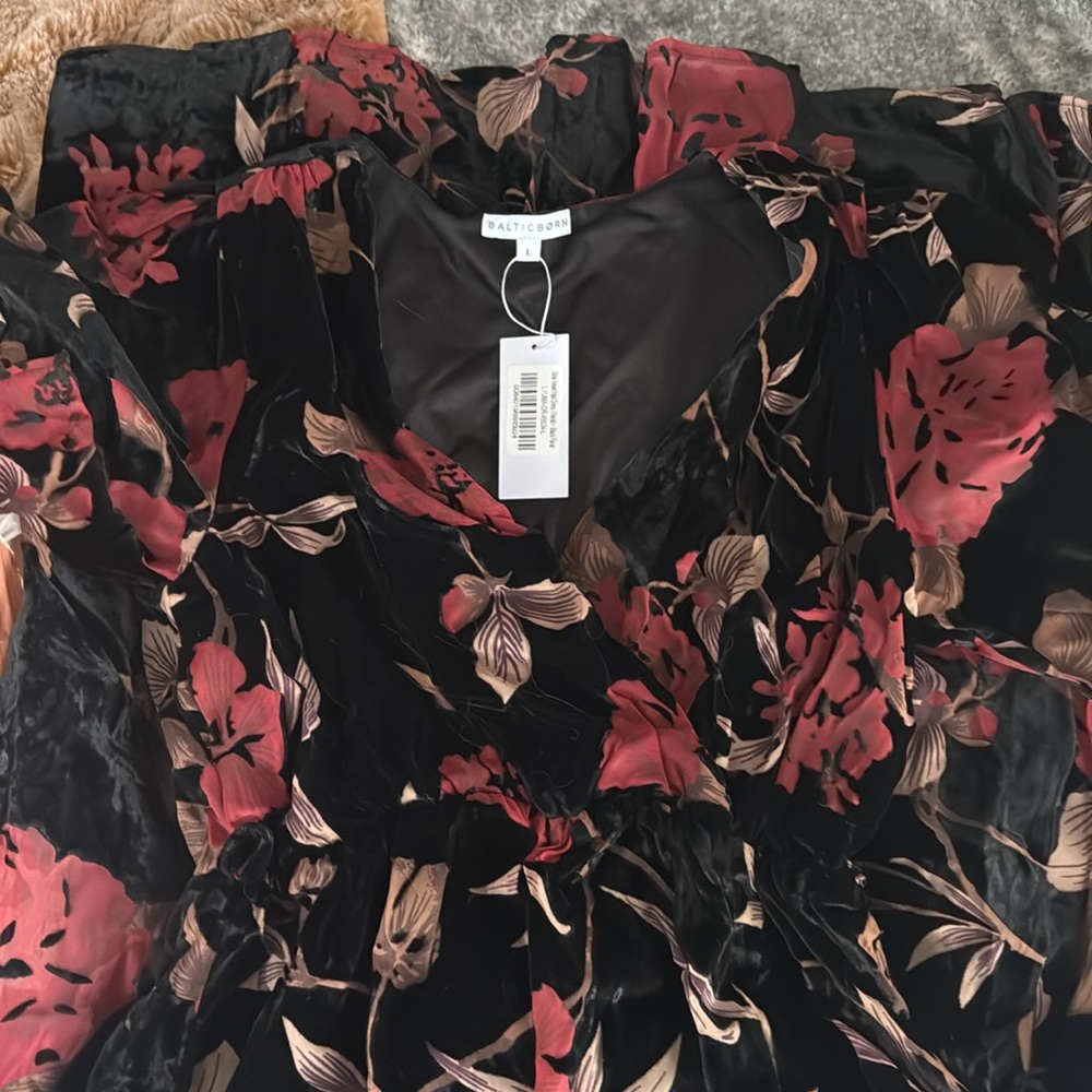 Baltic Born Uma Velvet Maxi Dress - large brand new